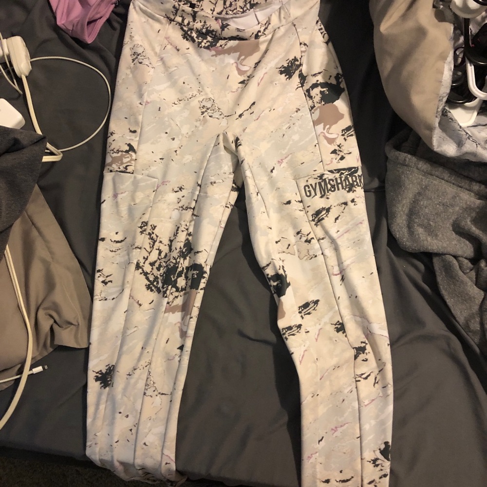 Gym shark, better bodies, and Abercrombie & Fitch